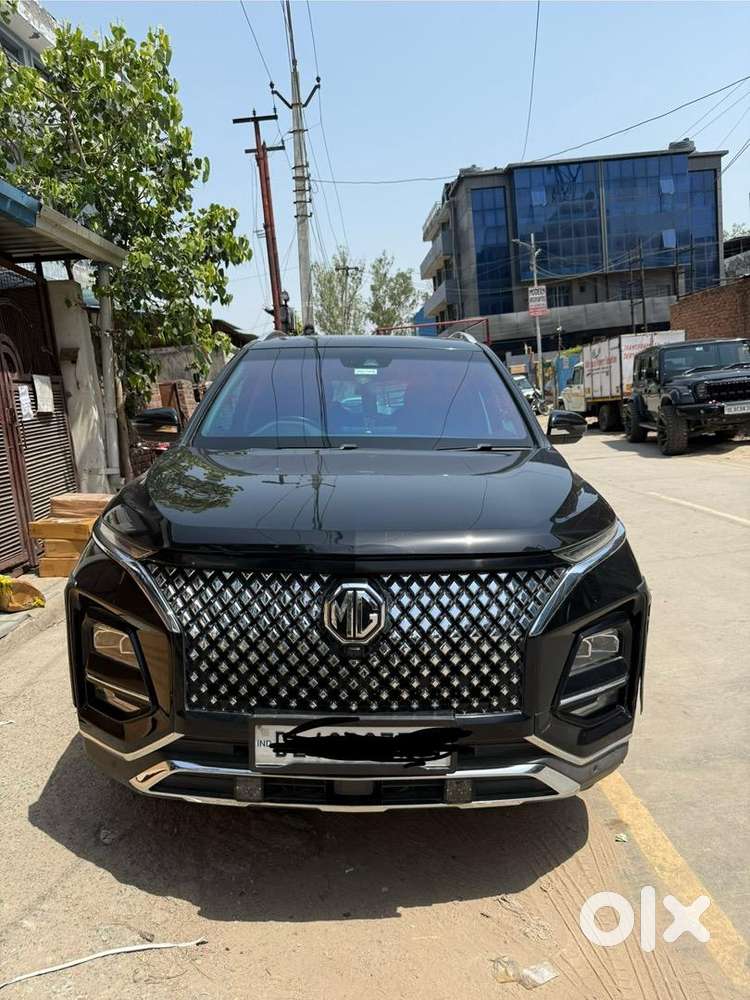 Mg Hector Plus Savvy Pro