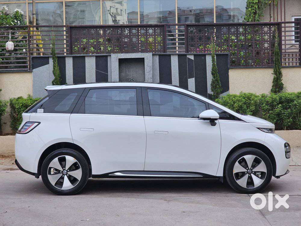 Mg Windsor Ev Essence, 2025, Electric