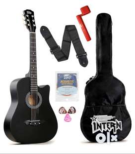 Guitar Bags Used Musical Instruments for sale in Maharashtra OLX