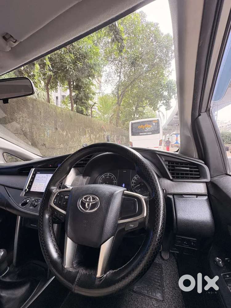 Toyota Innova Crysta 2.4 Zx 2022