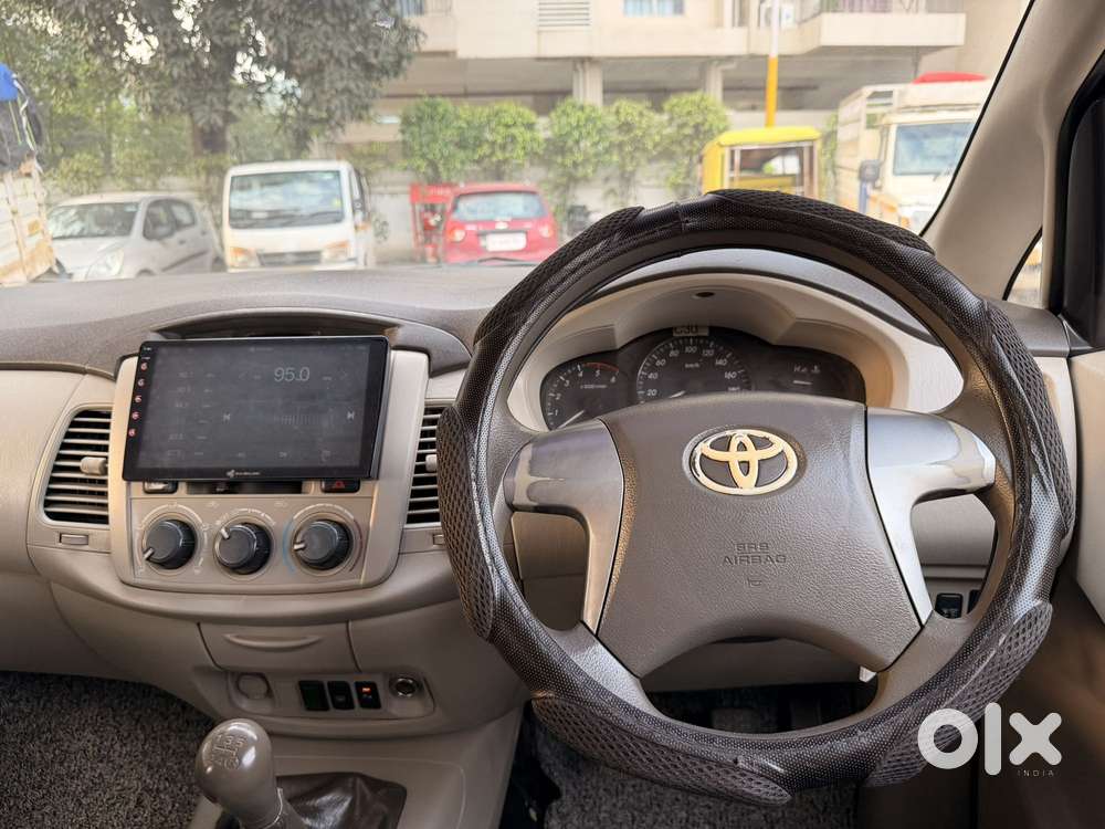 Toyota Innova 2.5 G (diesel) 8 Seater, 2014, Diesel