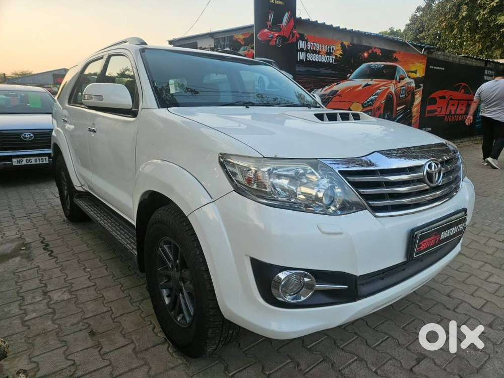 Toyota Fortuner 3.0 4x2 Automatic, 2013, Diesel