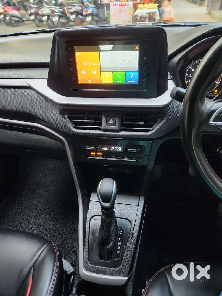 Maruti Suzuki Brezza Vxi At ,2023, Petrol