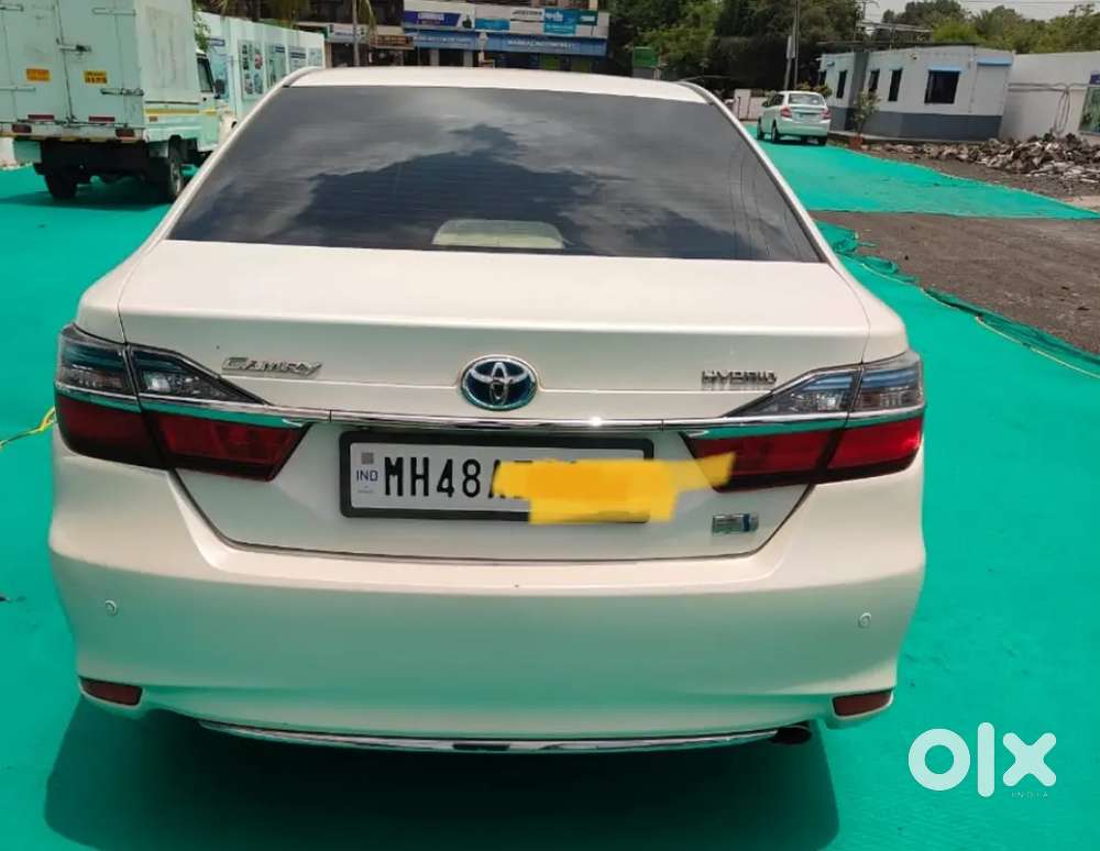 Toyota Camry Hybrid 2015