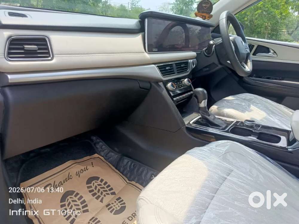 Mahindra Xuv700 2.2 Ax 7 Diesel At Luxury Pack Str, 2024, Diesel