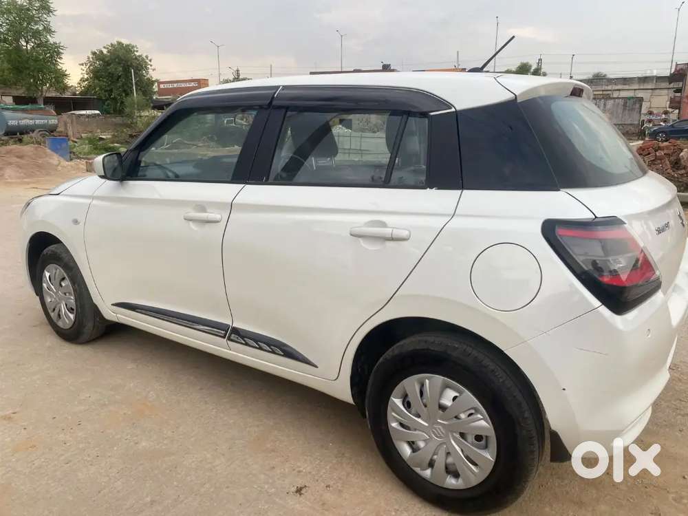 Maruti Swift Lxi 2026 Petrol