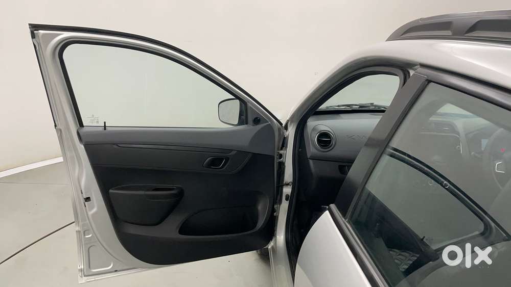 Renault Kwid 2019-ongoing 1.0 Rxt Amt (o), 2020, Petrol