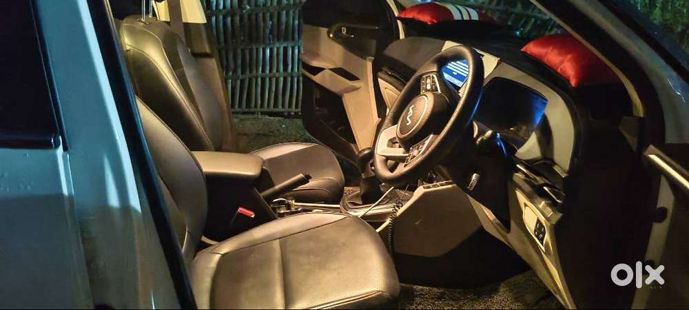 Kia Carens 2024 Premium