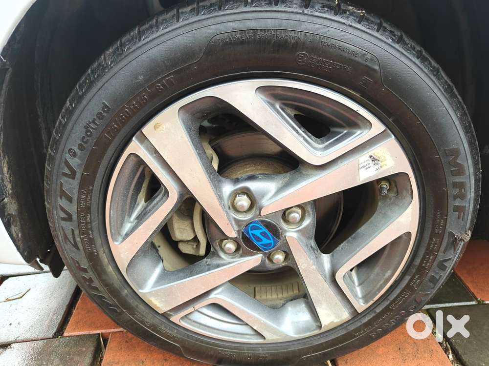 Hyundai Aura 1.2 Sx Cng, 2024, Cng & Hybrids