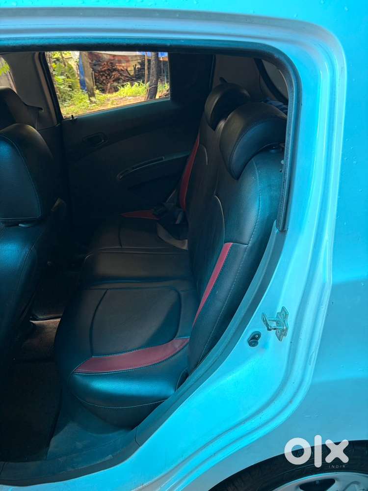 Chevrolet Beat Petrol 2012