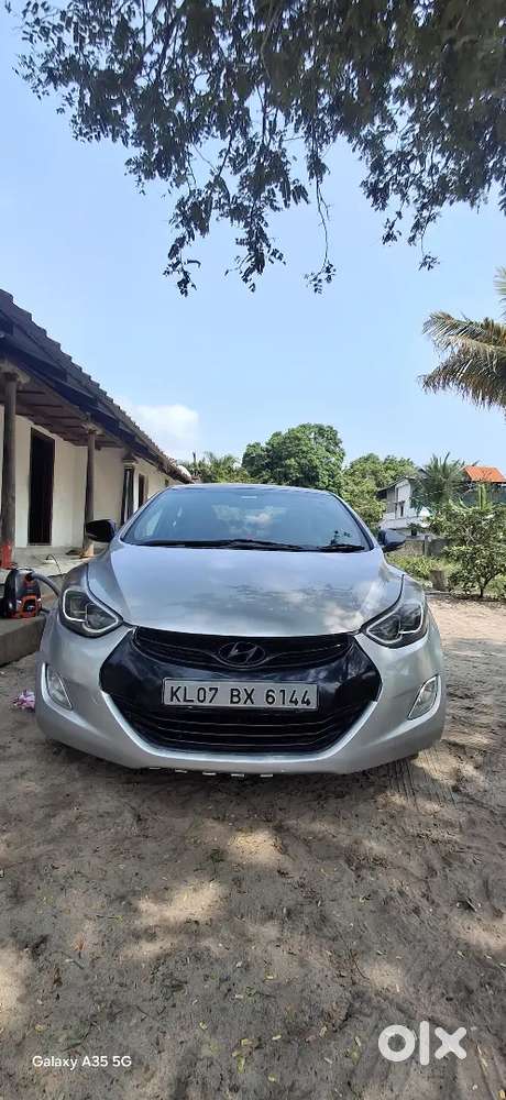 Hyundai Elantra 2013 Diesel 133000 Km Driven