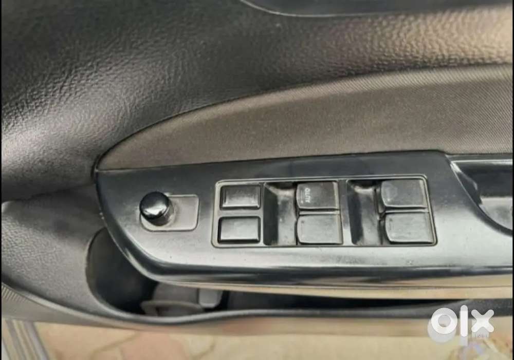 Suzuki Swift Vxi