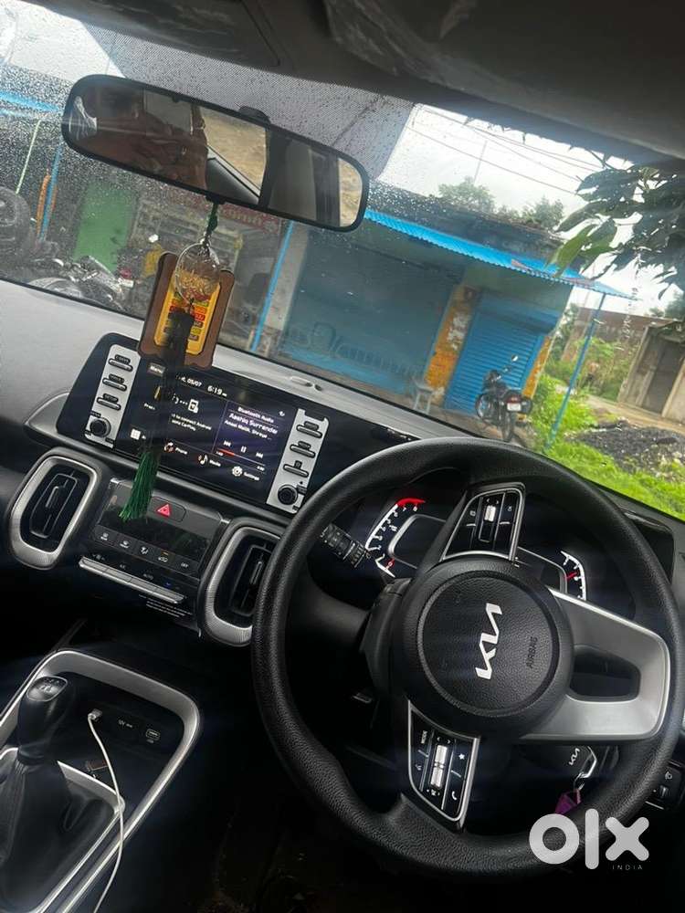 Kia Car Petrol 2024