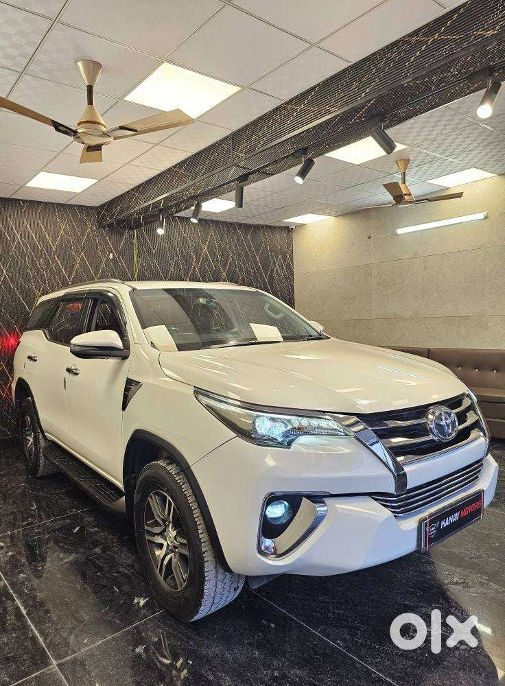 Toyota Fortuner 4x2 At 2.8 Diesel, 2018, Diesel
