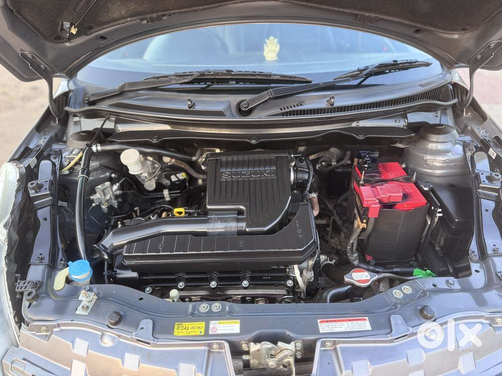 Maruti Suzuki Swift Vxi Abs Bsiv, 2015, Petrol