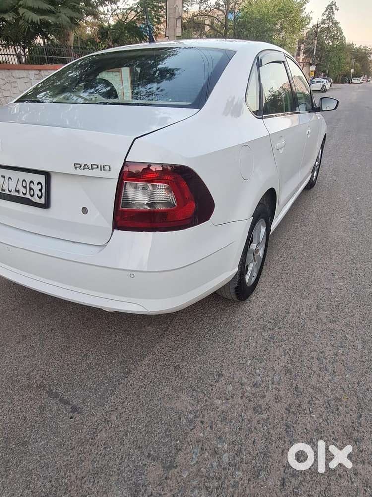 Skoda Rapid 1.6 Ambition Plus Mpi, 2018, Petrol