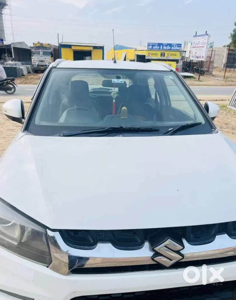 Maruti Suzuki Brezza 2017 Year