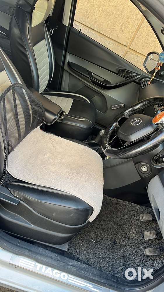 Tata Tigor Xe Petrol 2018