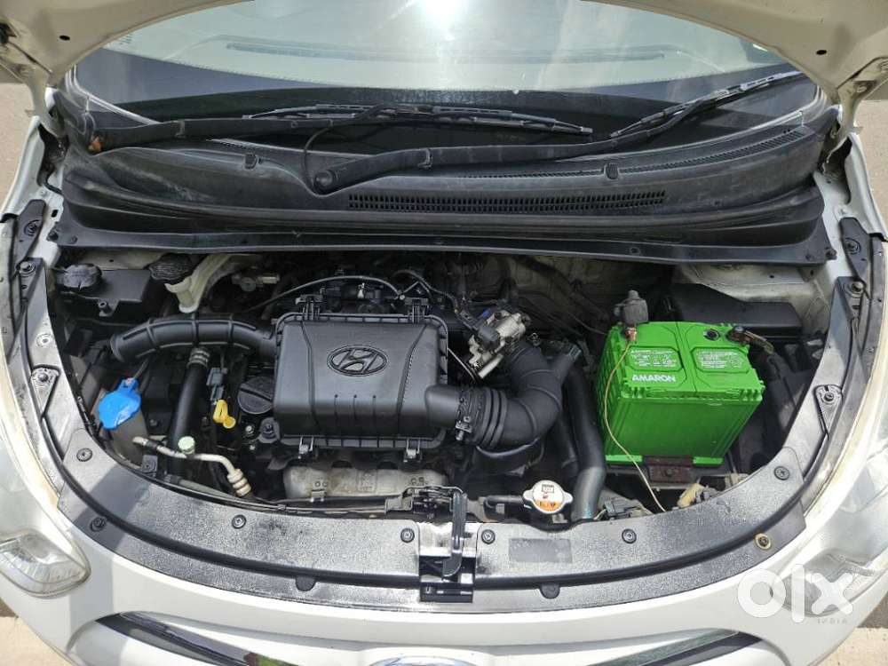 Hyundai I10 Sportz, 2015, Petrol