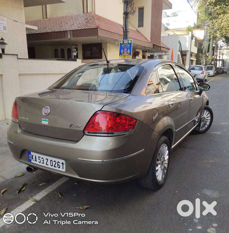 Fiat Linea Emotion 1.4 L T-jet Petrol, 2011, Petrol