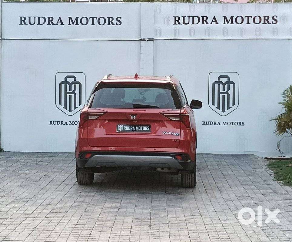Mahindra Xuv700 2.0 Ax 5 Petrol At Str, 2022, Petrol