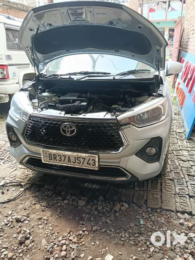 Toyota Rumion Petrol 2025