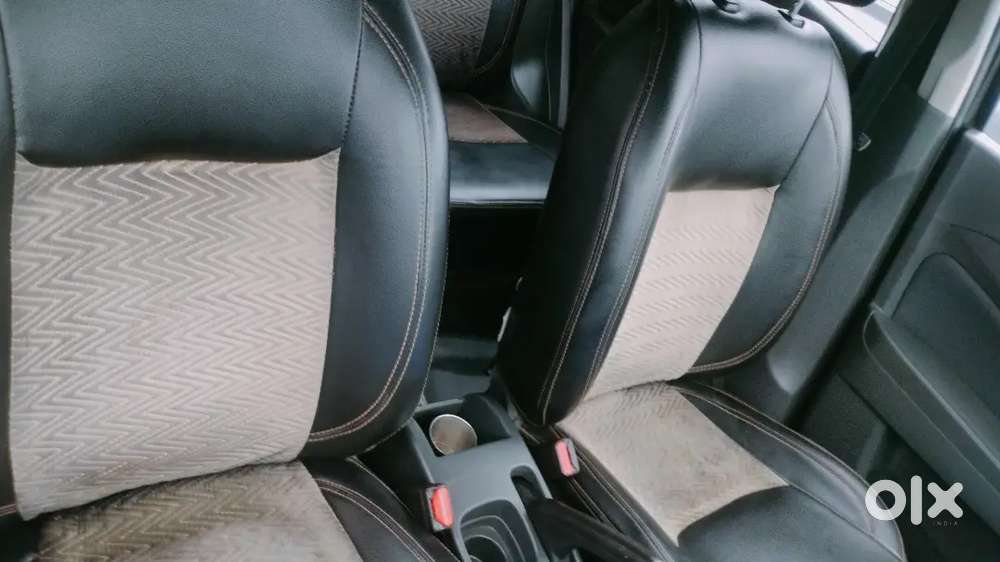 Maruti Suzuki Brezza Vdi 2017 Showroom Condition Single Hand Driven