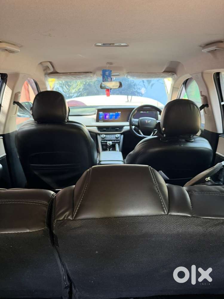 Mahindra Xuv700 Diesel Mt 2023