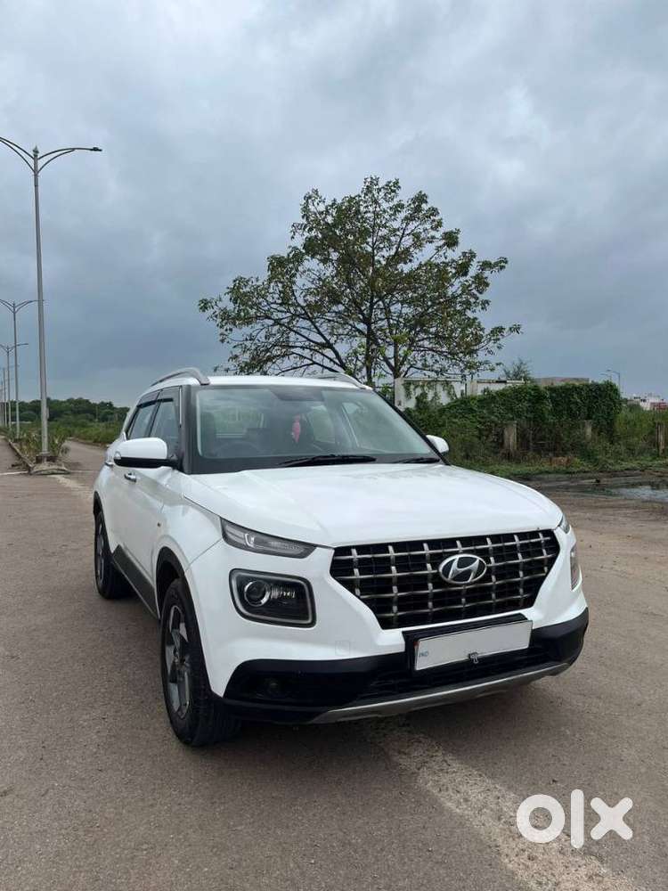 Hyundai Venue 1.0 Sx (o) Turbo Dct, 2019, Petrol