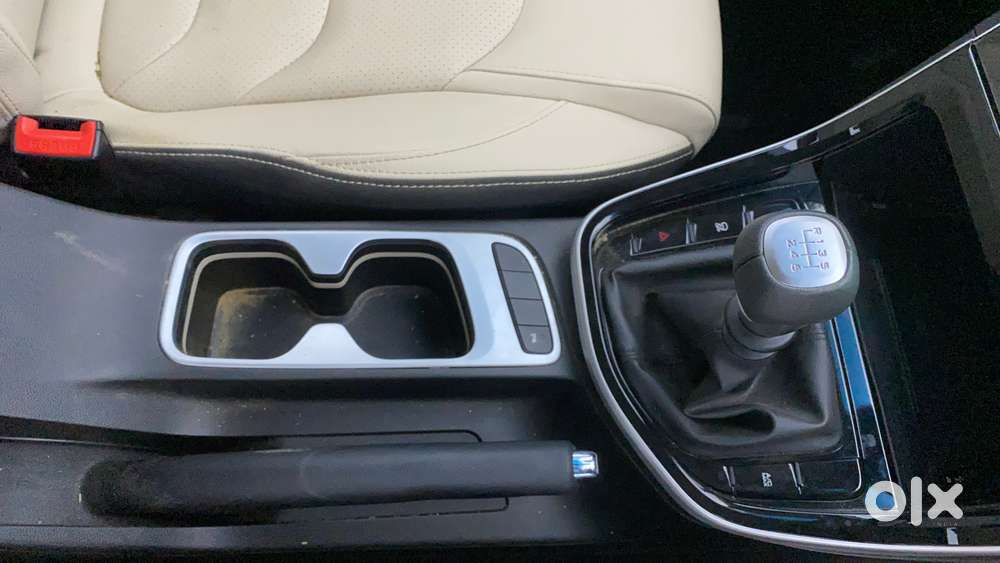 Mg Hector Sharp Pro 1.5 Turbo Mt, 2023, Petrol