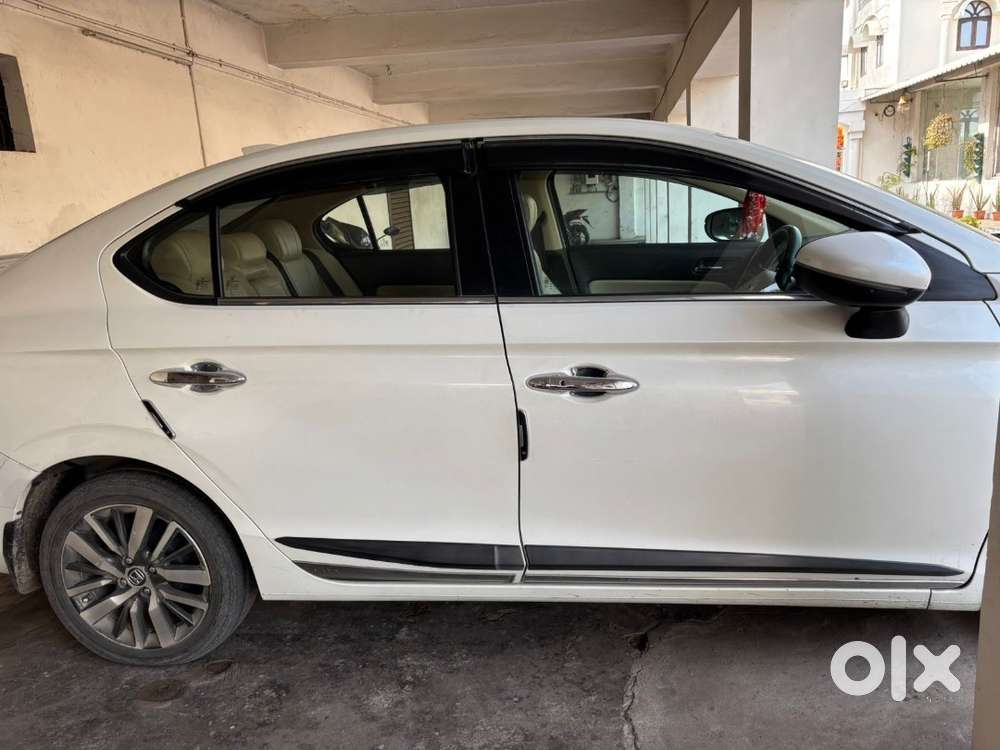 Honda City Zx 2022 Petrol Well Maintained