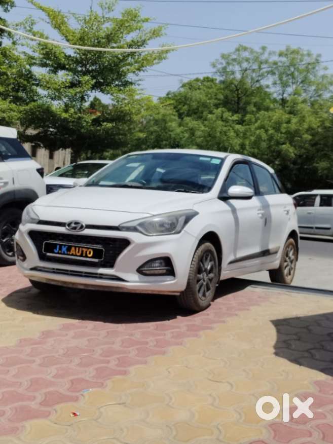 Hyundai I20 Sportz 1.2 Vtvt, 2019, Petrol