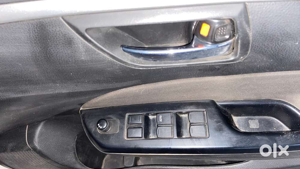 Maruti Suzuki Swift Vxi, 2014, Petrol
