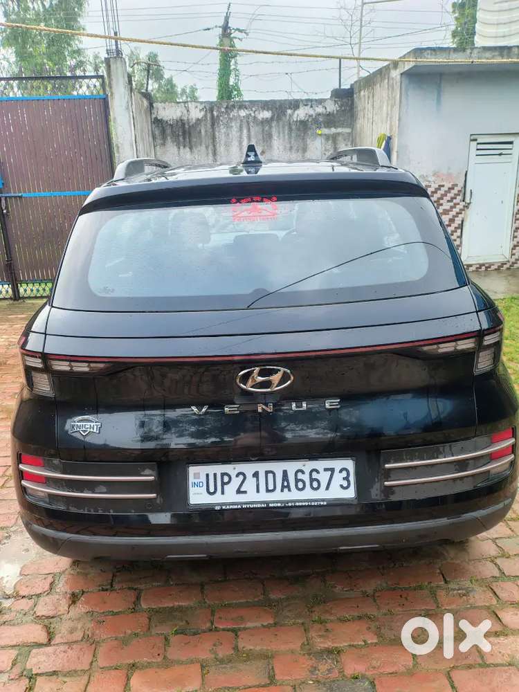 Hyundai Venue Petrol 2023