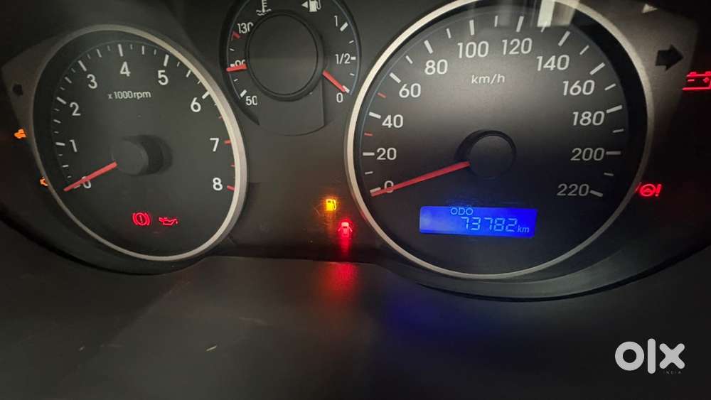 Hyundai I20 Magna 2013 Model ,well Maintained Vehicle, Urgent Sale
