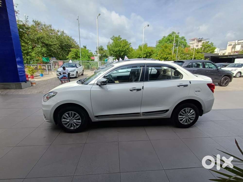 Maruti Suzuki Dzire 1.2 Vxi, 2022, Petrol