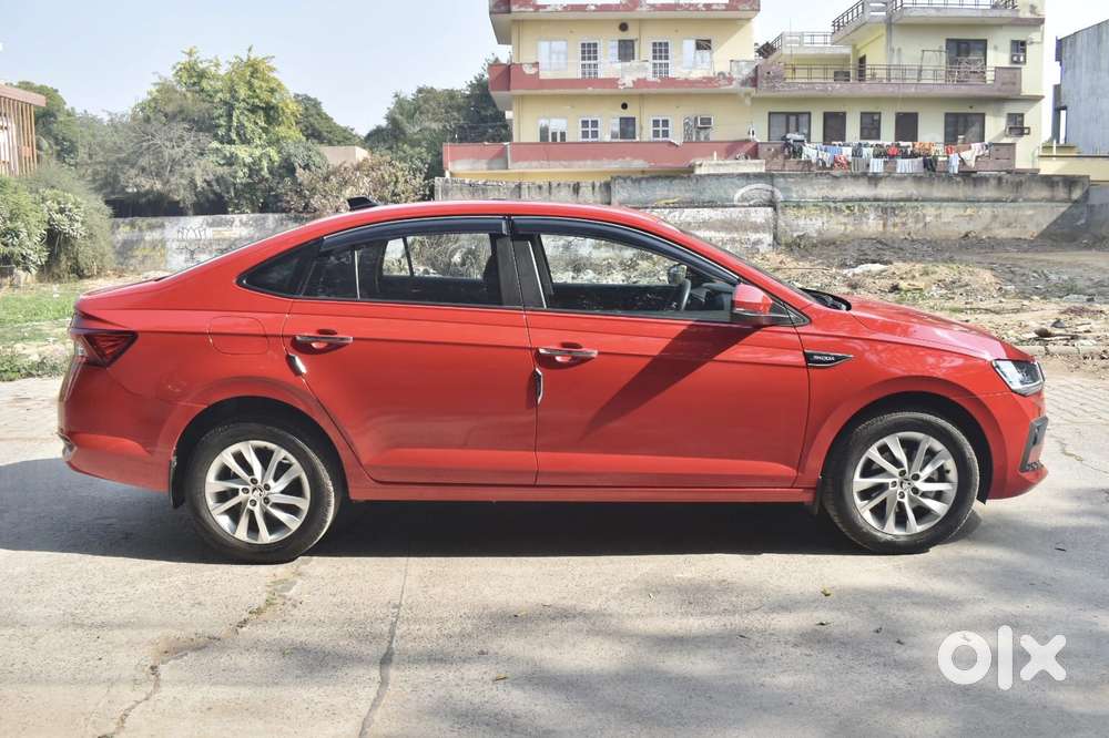 Skoda Slavia 1.0 Tsi Style At, 2025, Petrol