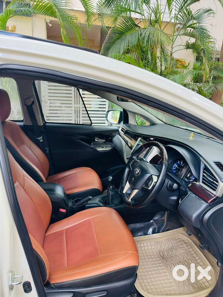 Toyota Innova Crysta Diesel 2017