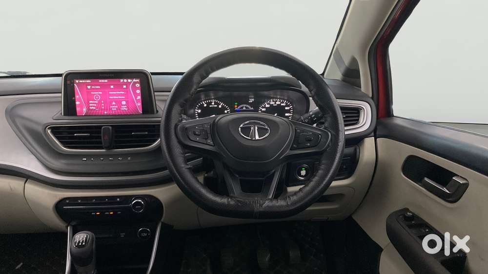 Tata Altroz Xz, 2021, Petrol