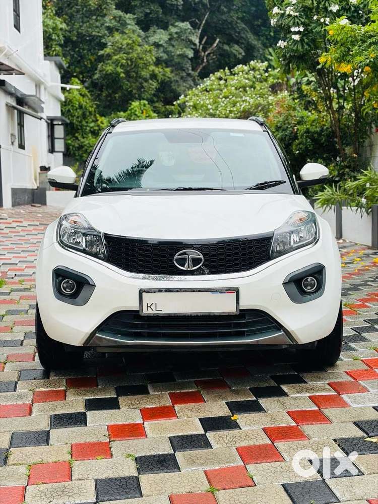 Tata Nexon 1.2 Revotron Xm, 2018, Petrol