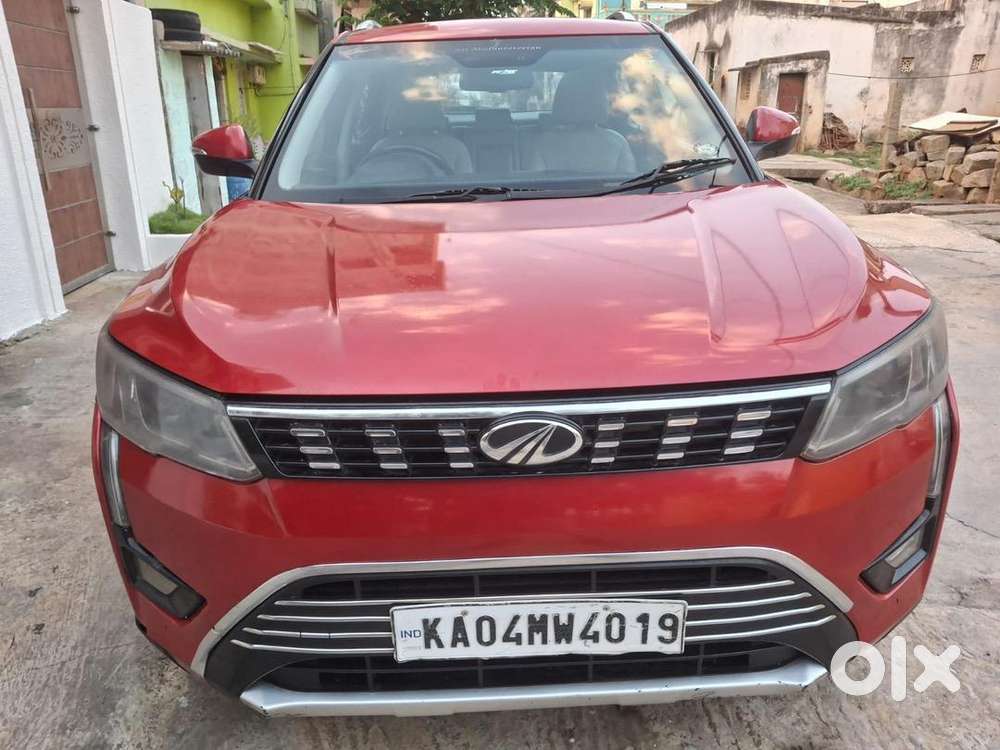 Showroom Condition Sunroof Xuv300