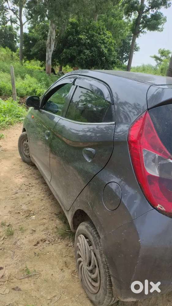 Hyundai Eon Magna+ 2015 Car