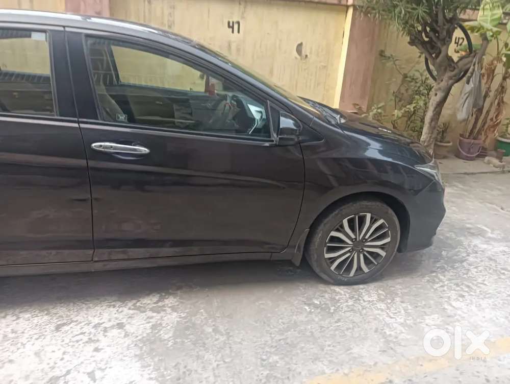 Honda City Zx 2018 Petrol