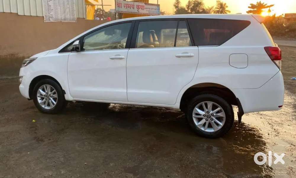 Toyota Innova Crysta 2018 Diesel Well Maintained