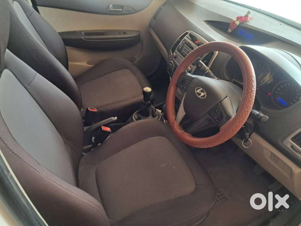 A Family Car Mint Condition!! Price Drop To 2.50 Lakhs!!1