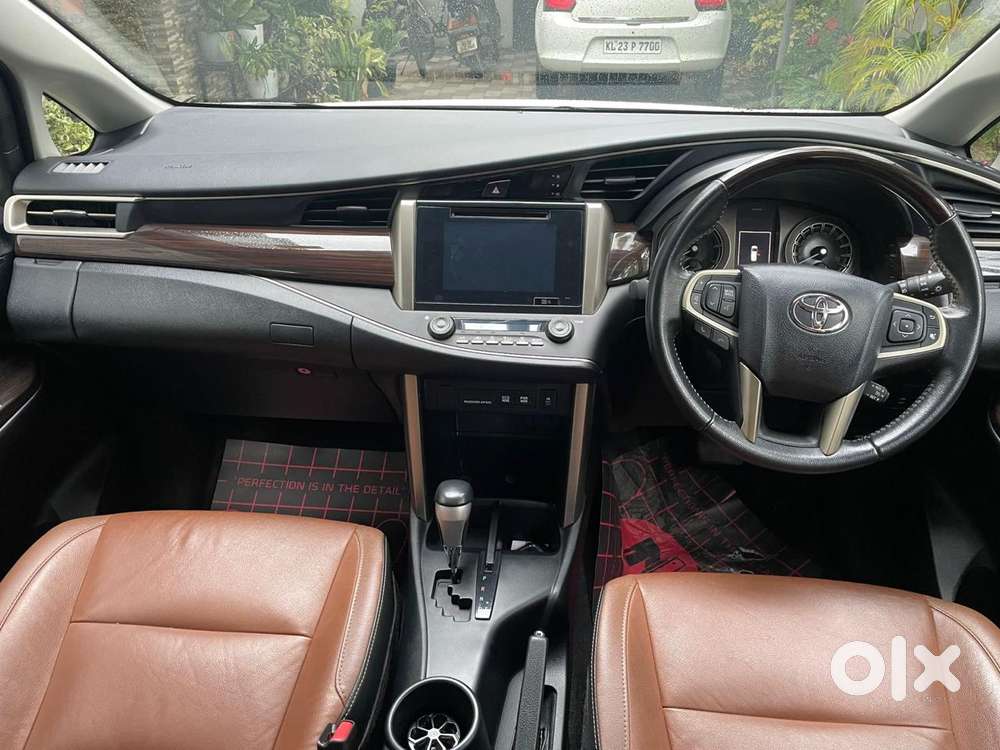 Toyota Innova Crysta 2.8 Zx At 7 Seater, 2018, Diesel