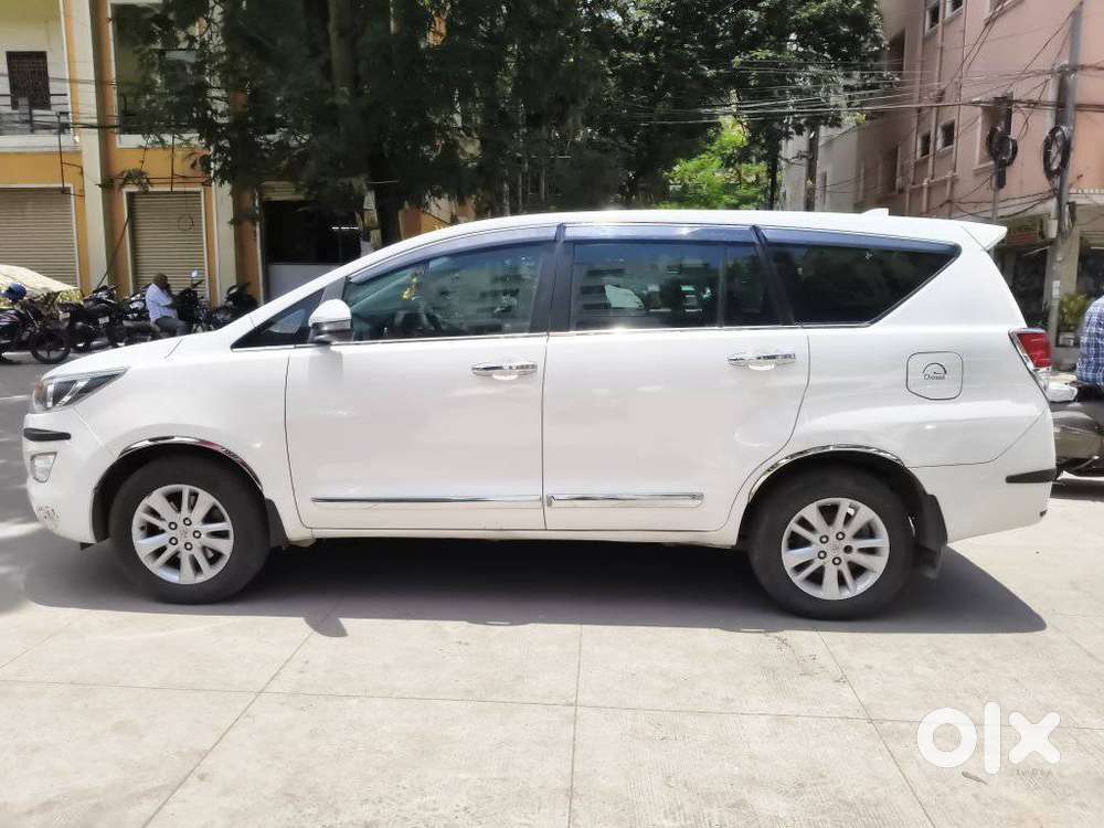 Toyota Innova Crysta 2.4 G Mt 8s, 2020, Diesel