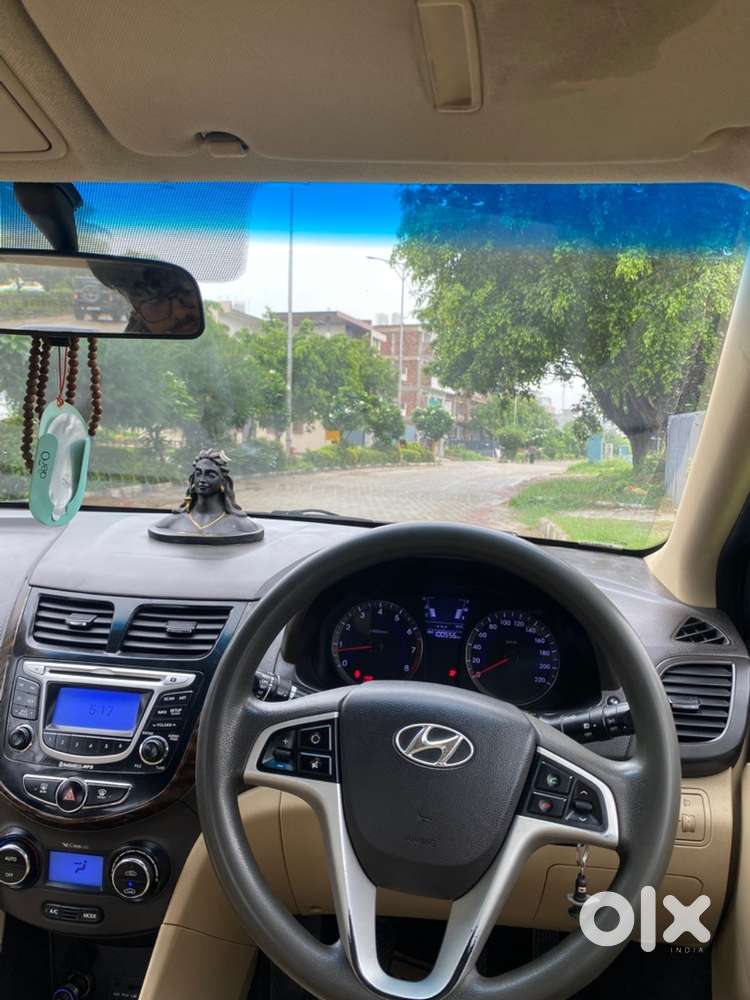 Hyundai Fluidic Verna 2012 Cng & Hybrids Well Maintained
