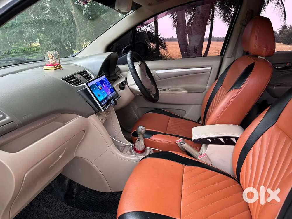 Touch Screen, Reverse Camera,push Button Start,seal Tyres