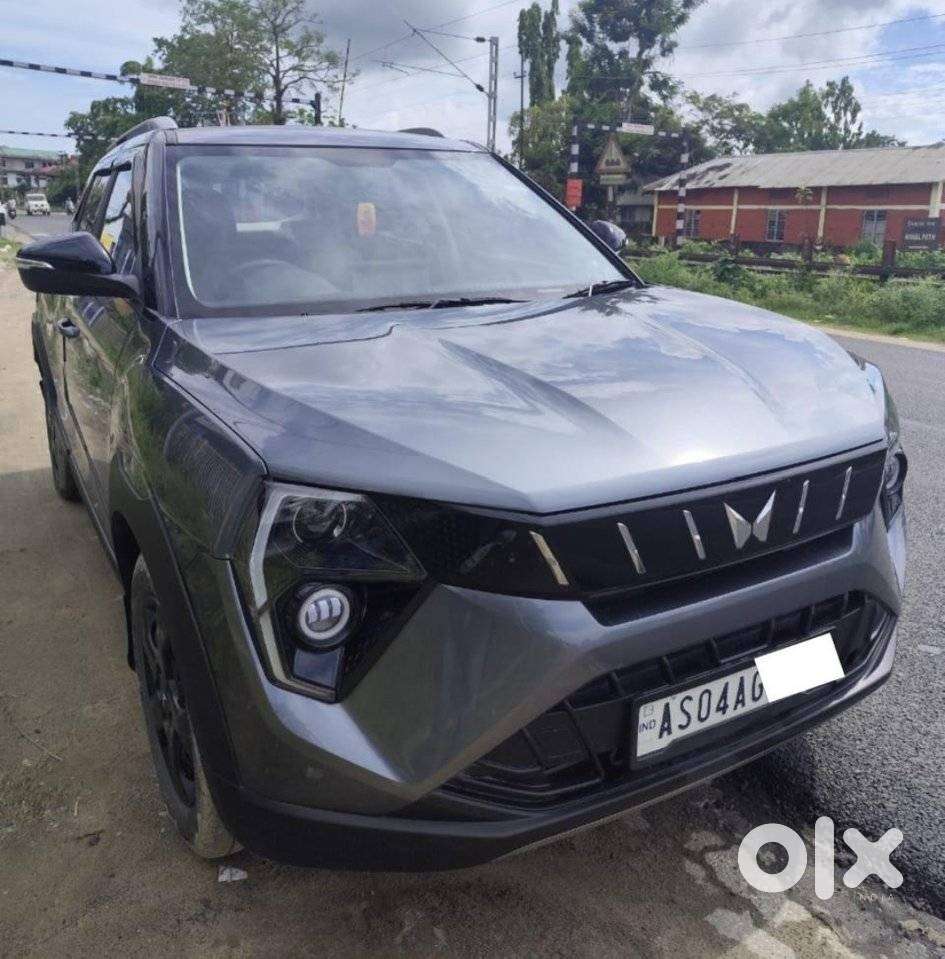 Mahindra Xuv 3xo Mx3, 2025, Petrol